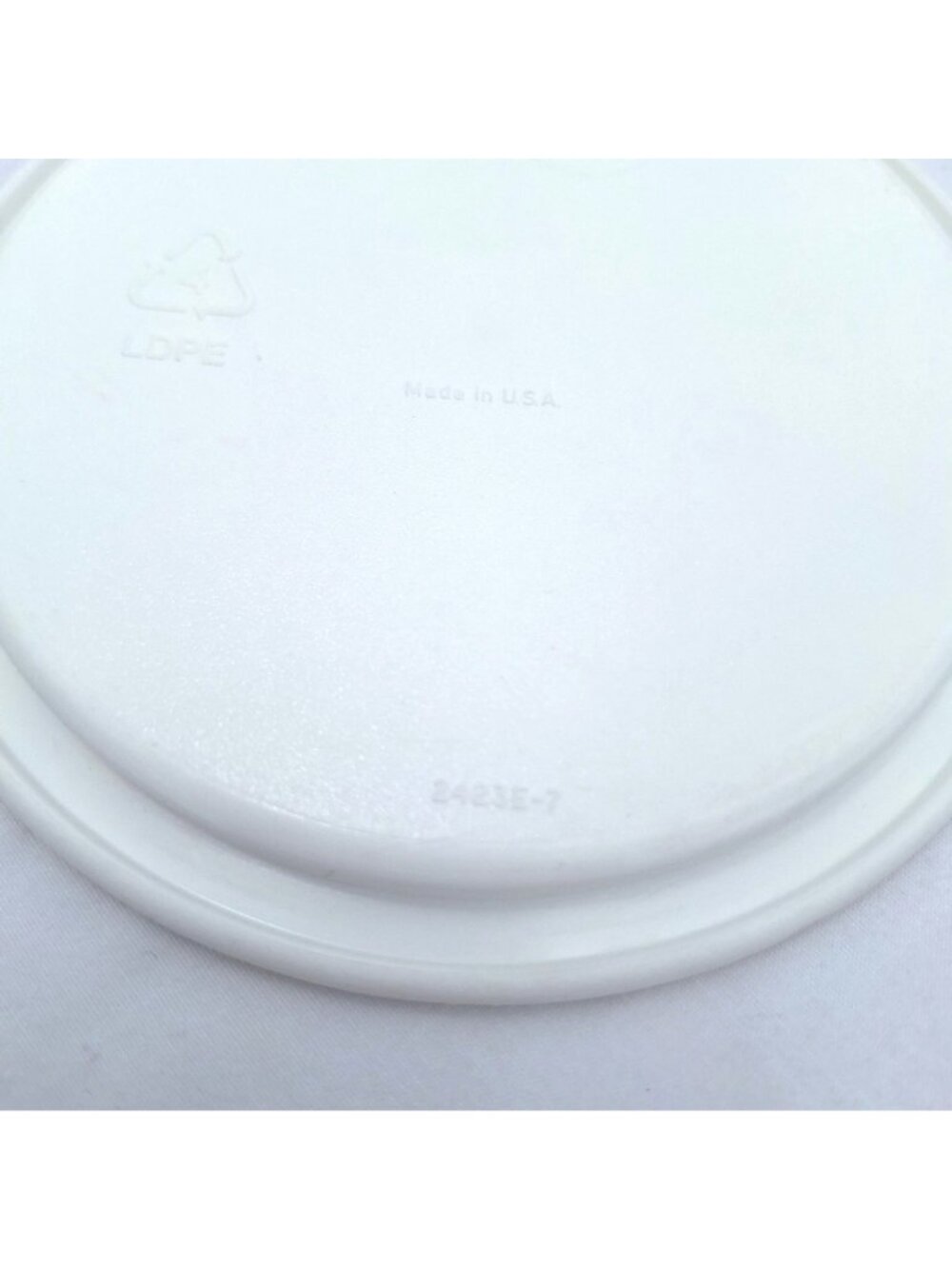 Tupperware One Touch Replacement White Seal A 2423E 7 Lid USA 5" - Picture 5 of 9